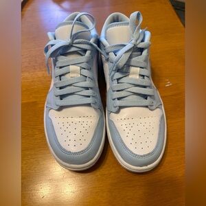 Ice blue jordan low women’s